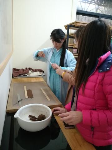 合香学视域下“通灵”意象的文化阐释与技艺实践研究