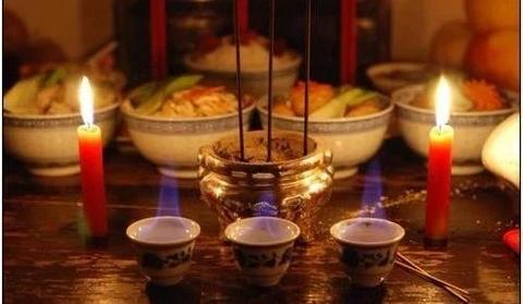 生死之间的一缕香：当传统瓷炉遇见现代追思仪式